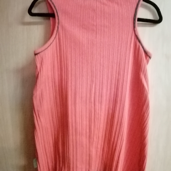 Sleeveless long tank top - Picture 2 of 2